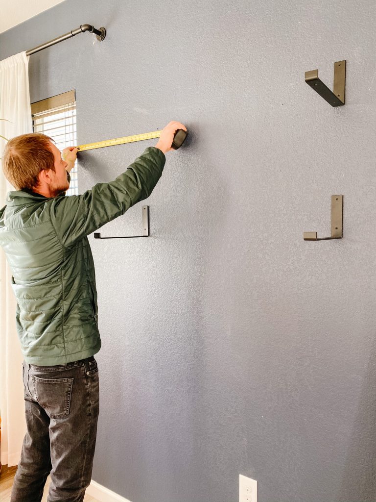 installing wall brackets for wood shelves