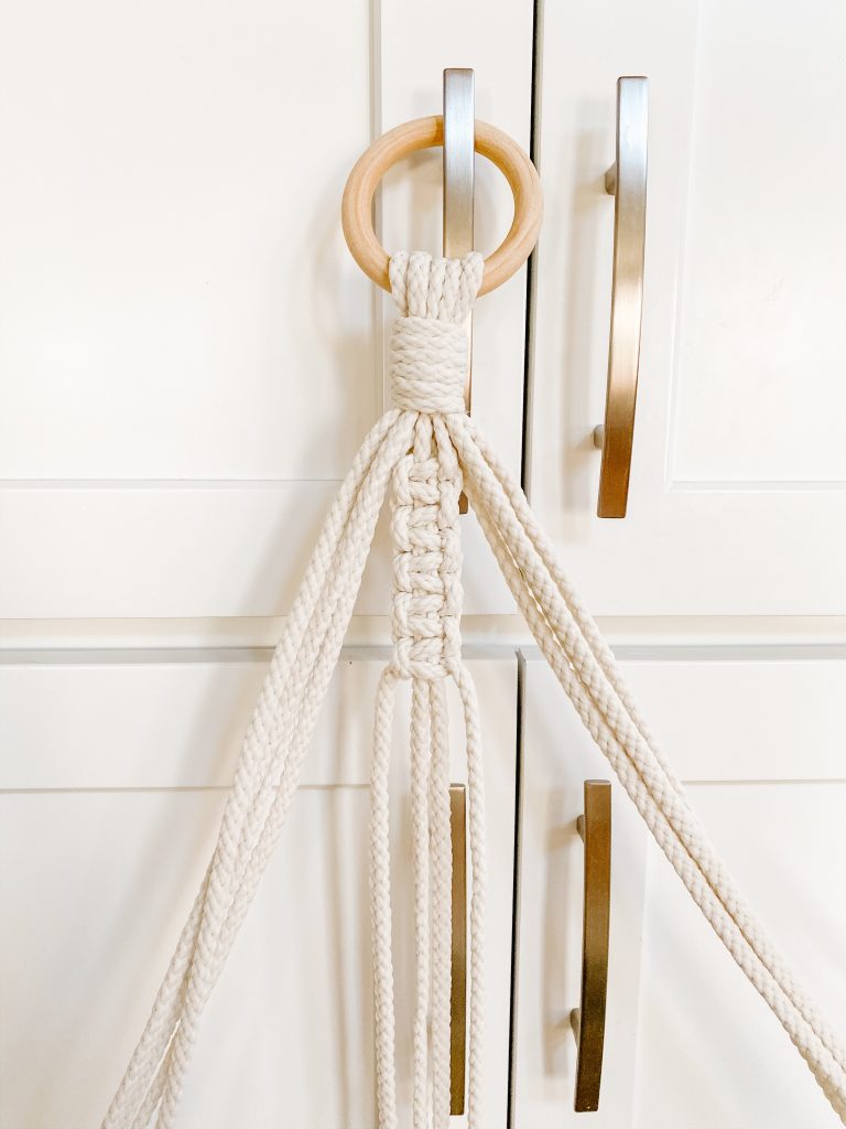 macrame gathering knot and box knots on wooden hoop
