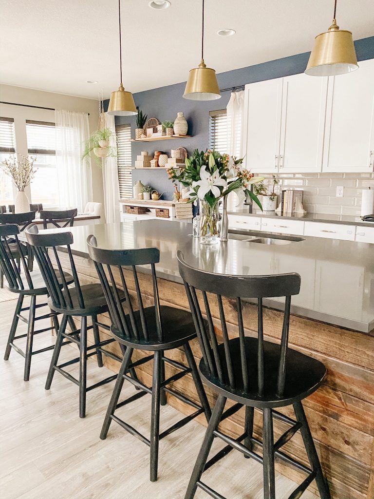 kitchen island shiplap