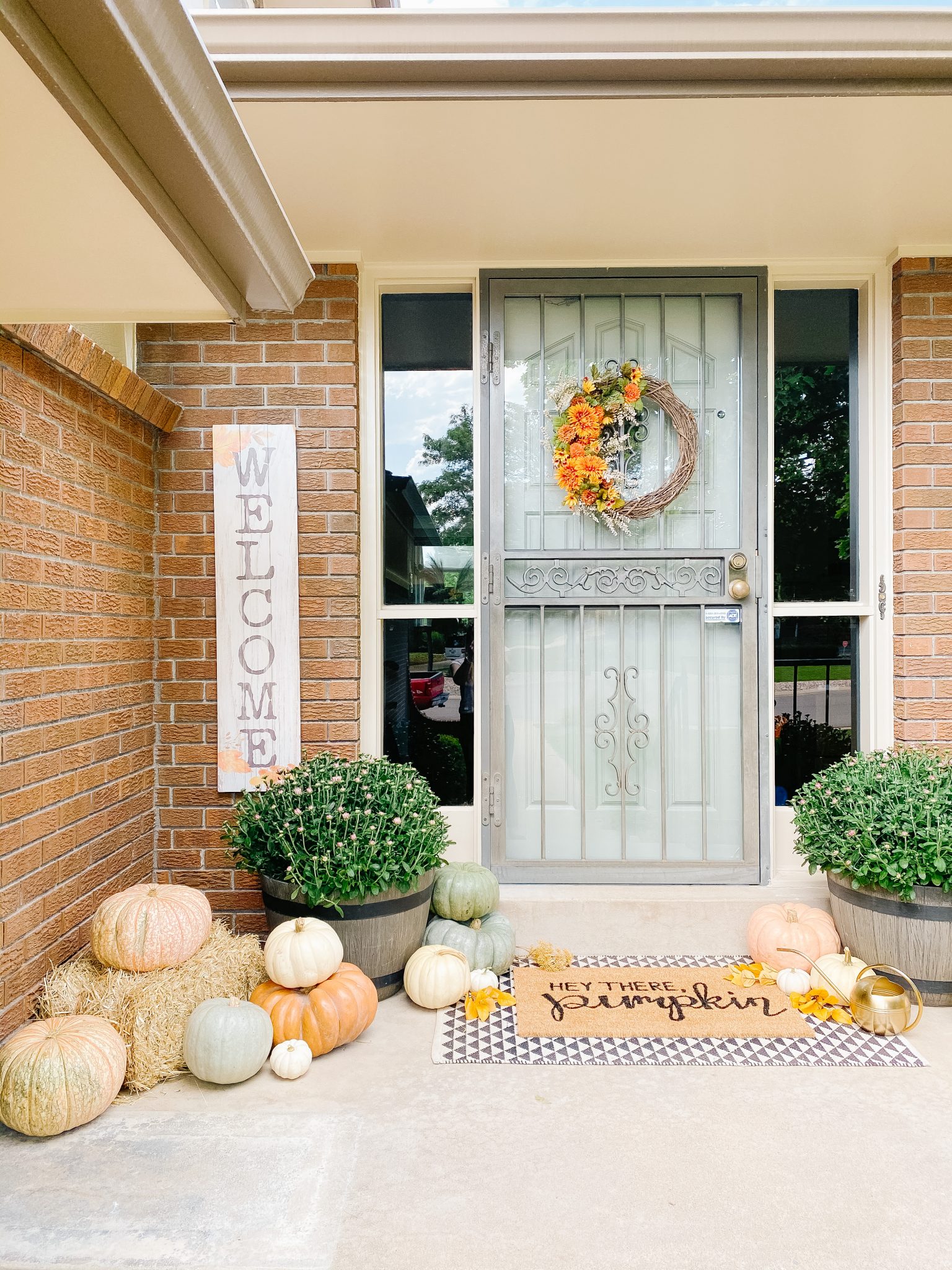 Simple Fall Front Porch Decor with DIY Doormat Sprucing Up Mamahood