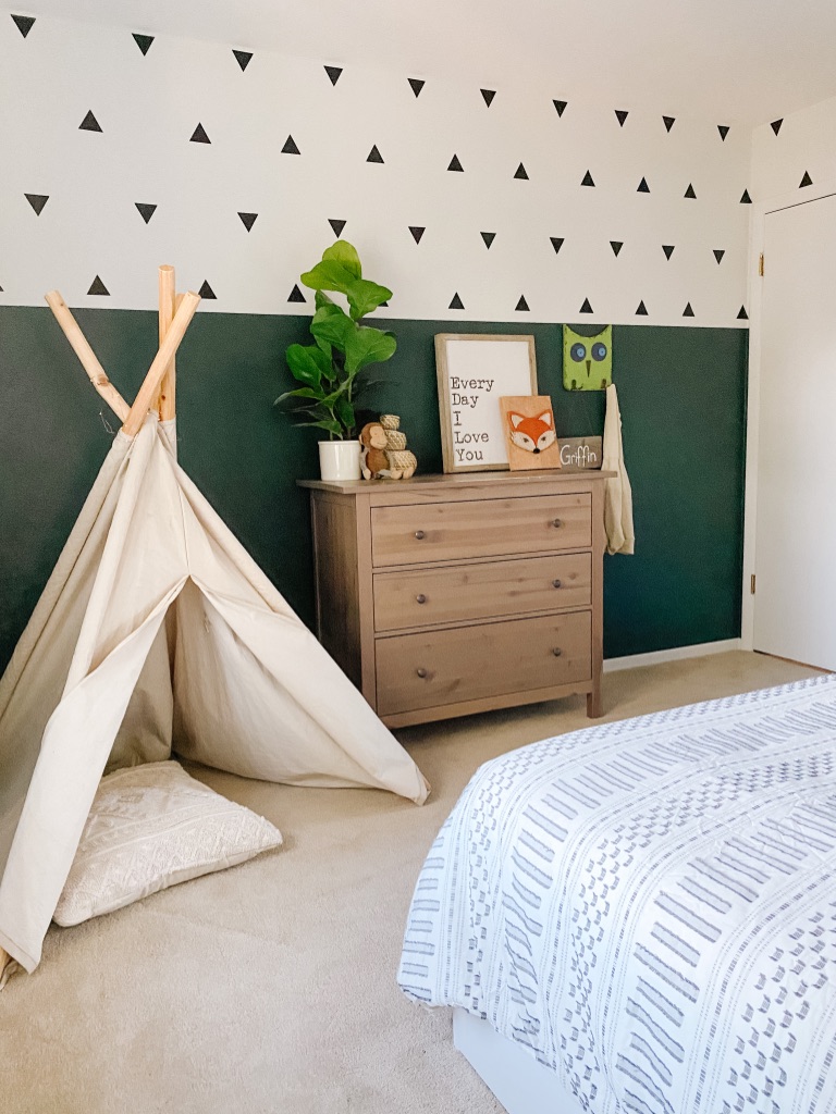 boho boy bedroom with colorblock wall, wall decals and teepee and affordable Amazon bedding