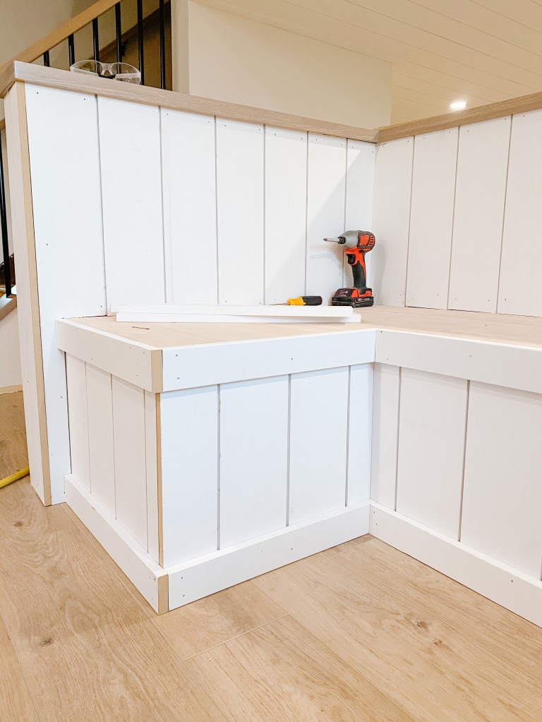 How to Build Banquette Seating - Sprucing Up Mamahood