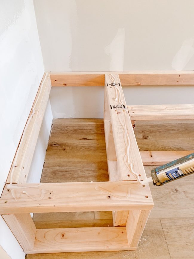 How to Build Banquette Seating - Sprucing Up Mamahood