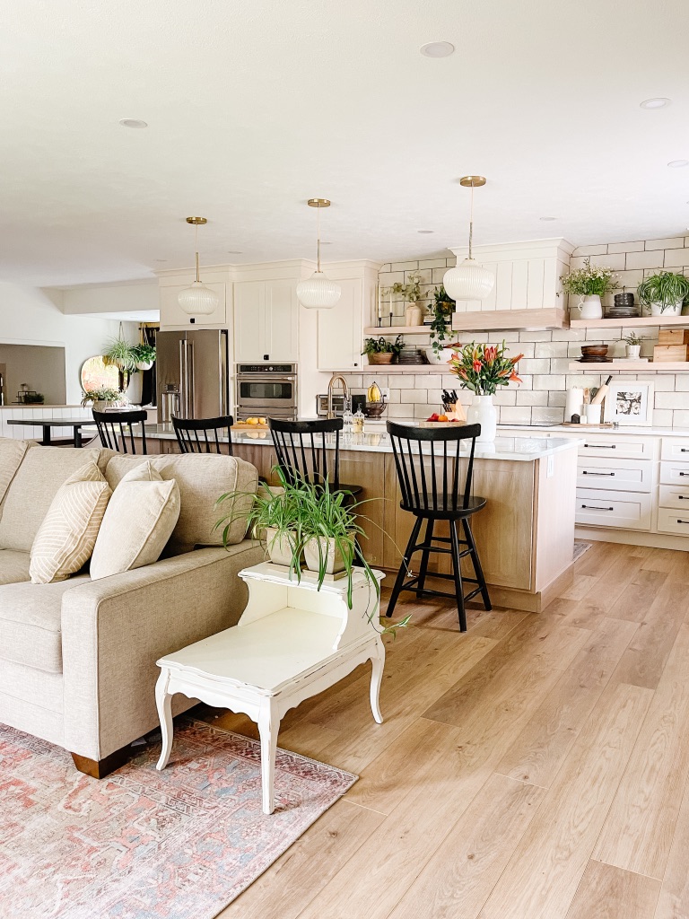 decorate your kitchen with new kitchen decor, barstools and pendants