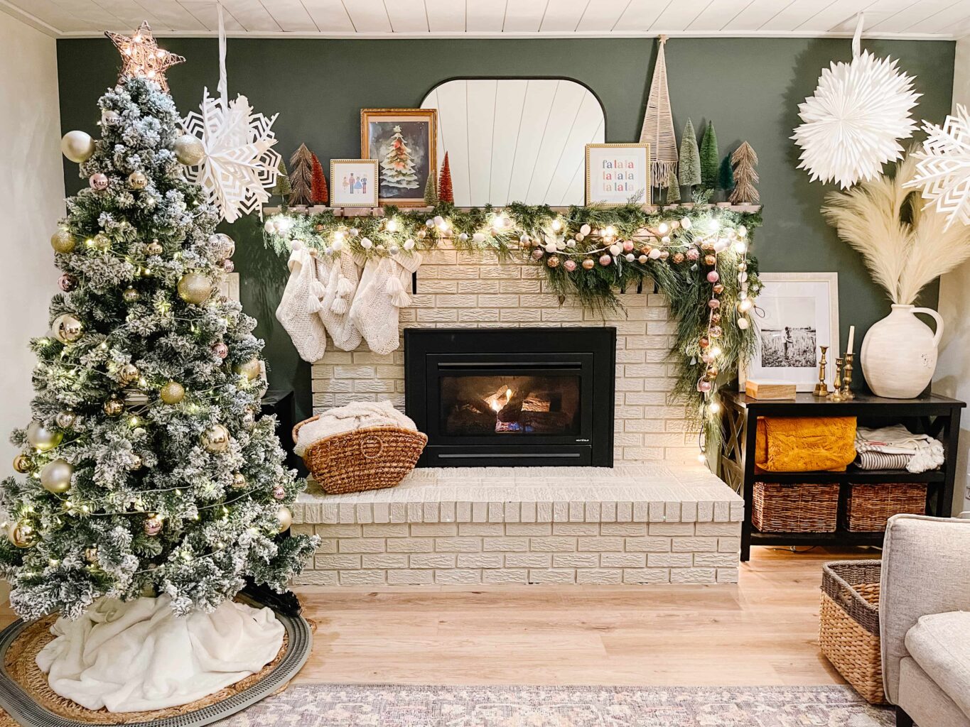 Whimsical Holiday Fireplace Decor Ideas