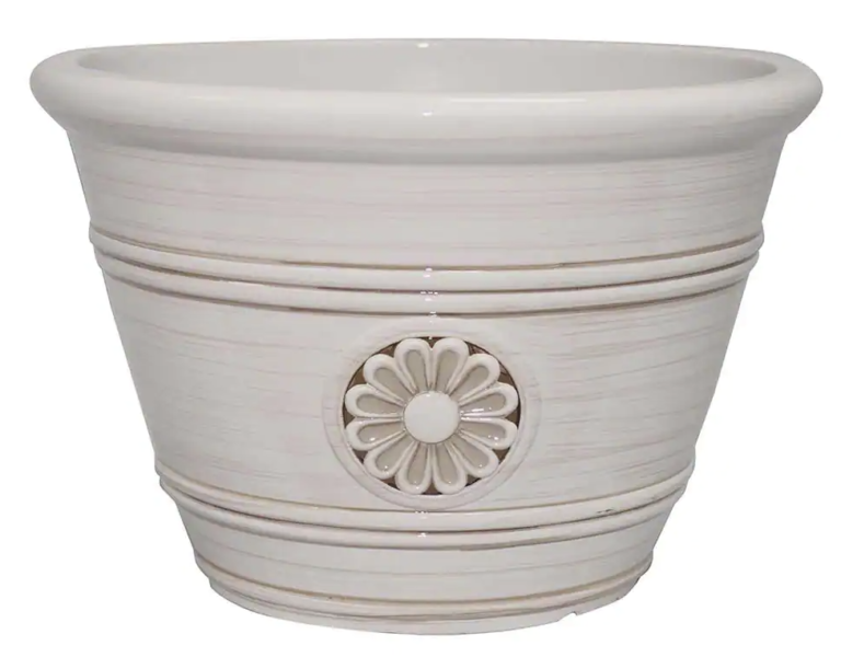 The Best Outdoor Pots and Planters for Every Yard